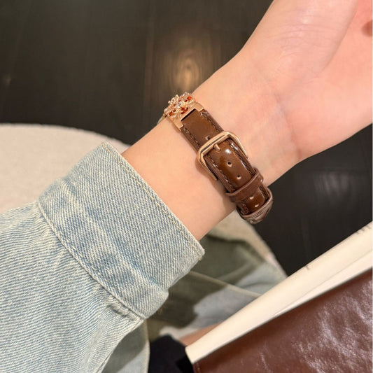 Brown Dreamy Flower leather band worn on the wrist with Apple Watch